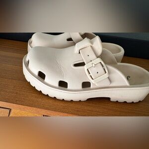 Free People Karly Buckle Clog Beige Sz 37/6